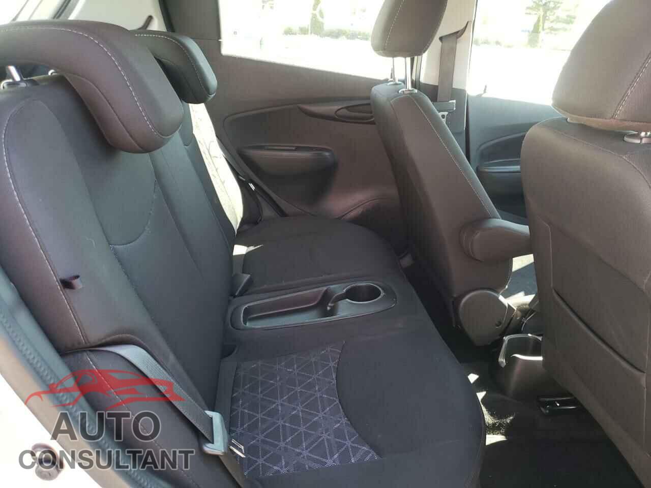 CHEVROLET SPARK 2021 - KL8CD6SA1MC749641