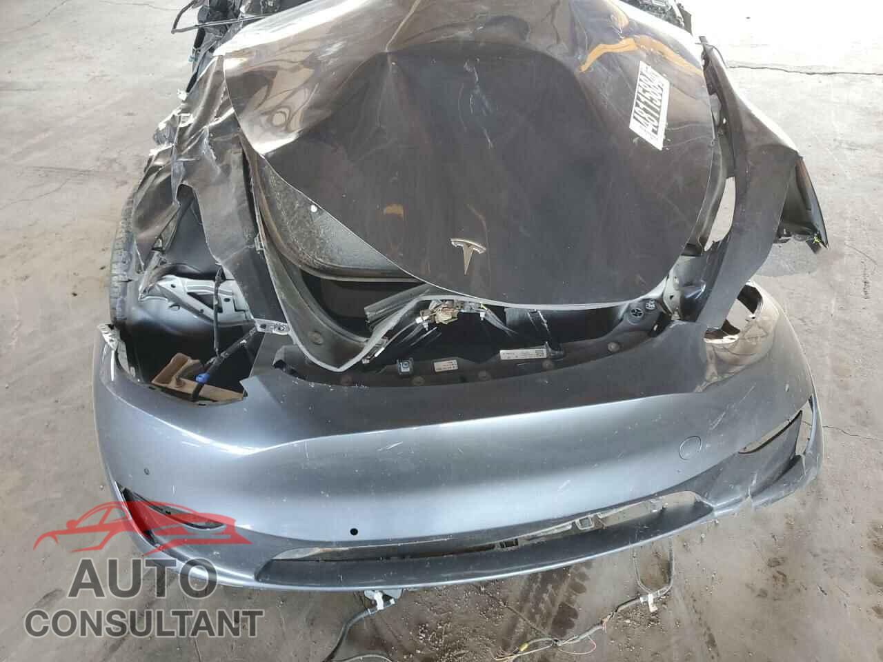 TESLA MODEL Y 2022 - 7SAYGDEE6NF386896