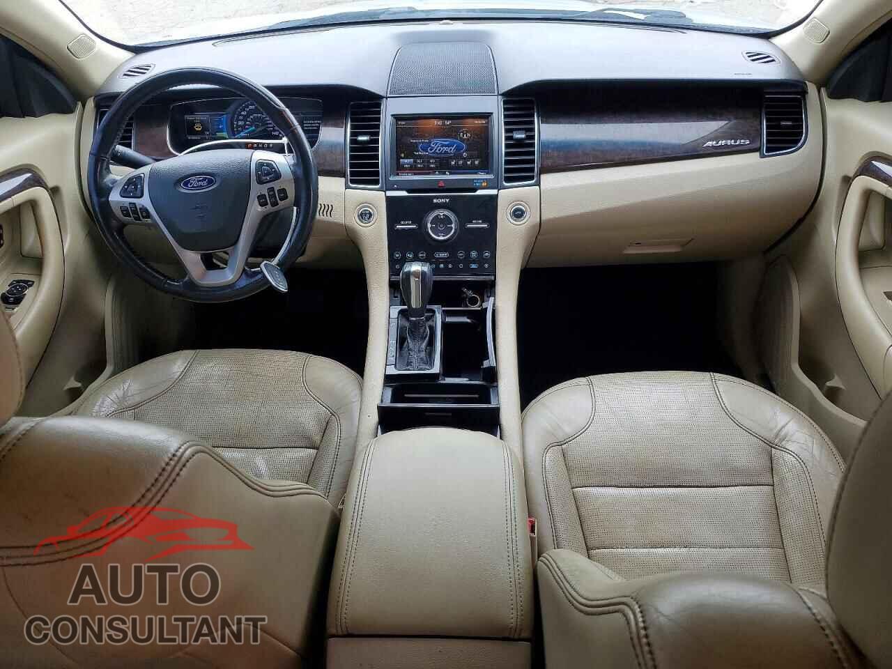 FORD TAURUS 2013 - 1FAHP2F81DG102109