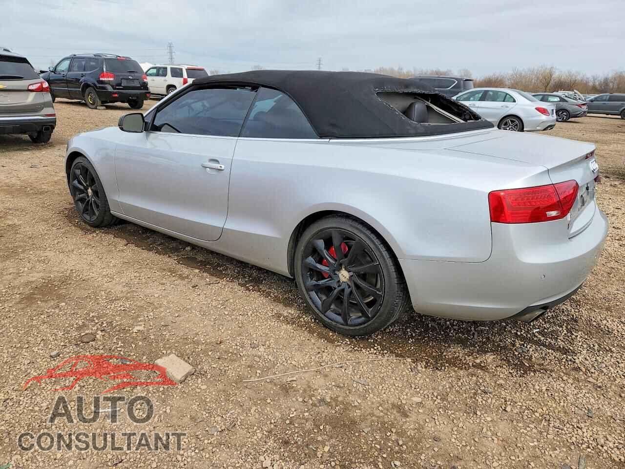 AUDI A5 2013 - WAUJFAFH4DN004757