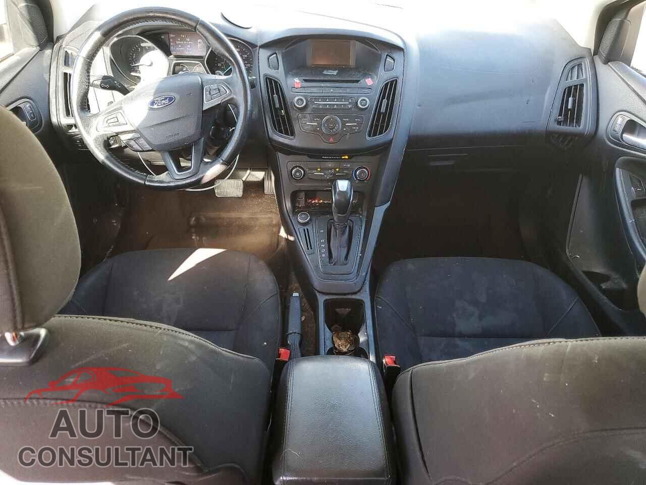 FORD FOCUS 2015 - 1FADP3F28FL280836