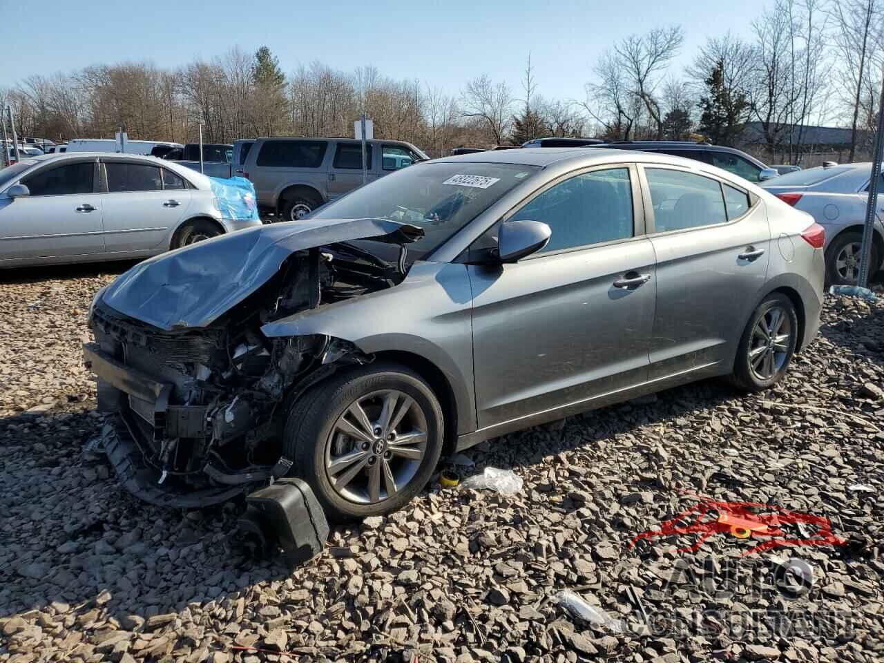 HYUNDAI ELANTRA 2017 - KMHD84LF0HU261176