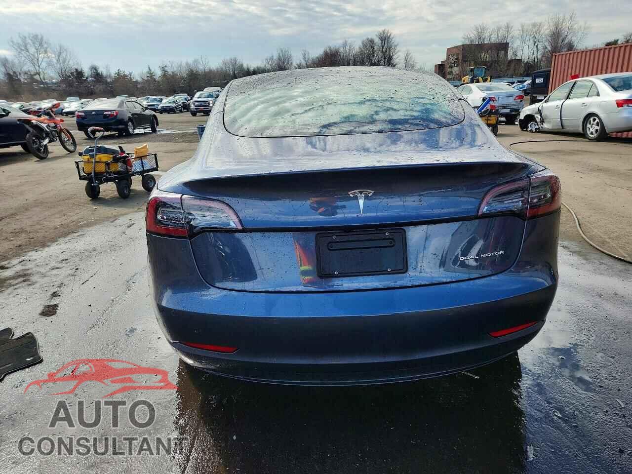 TESLA MODEL 3 2021 - 5YJ3E1EB8MF012872