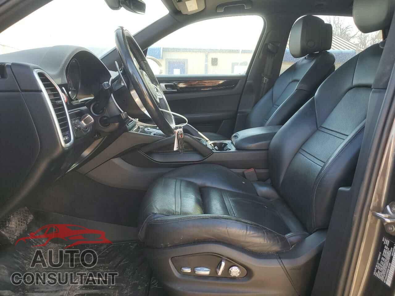 PORSCHE CAYENNE 2019 - WP1AA2AY2KDA18155