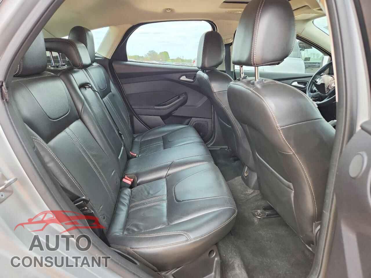 FORD FOCUS 2014 - 1FADP3N23EL367799