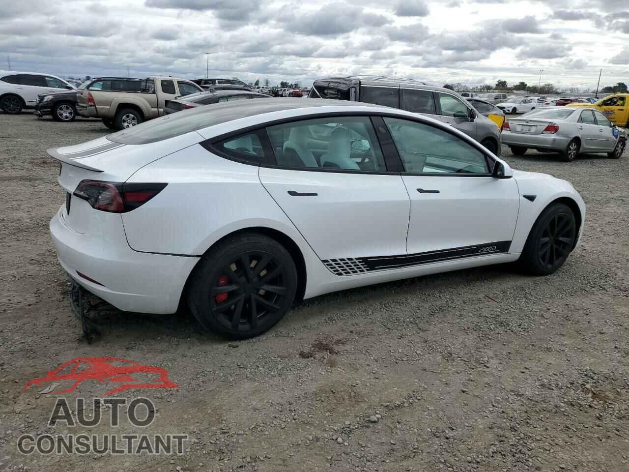 TESLA MODEL 3 2023 - 5YJ3E1EA5PF623597