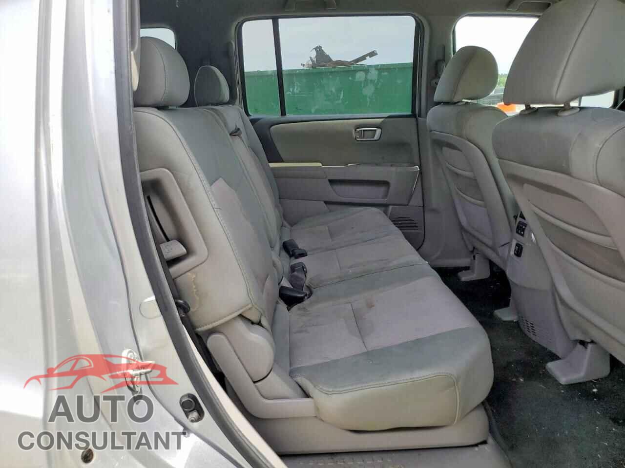 HONDA PILOT 2011 - 5FNYF3H41BB006291