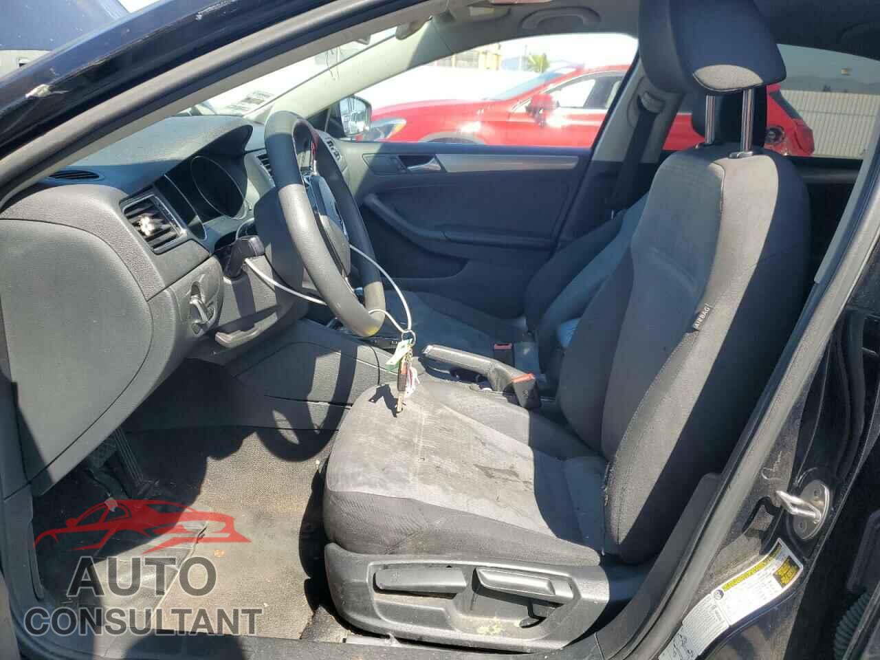 VOLKSWAGEN JETTA 2017 - 3VW2B7AJ5HM204897