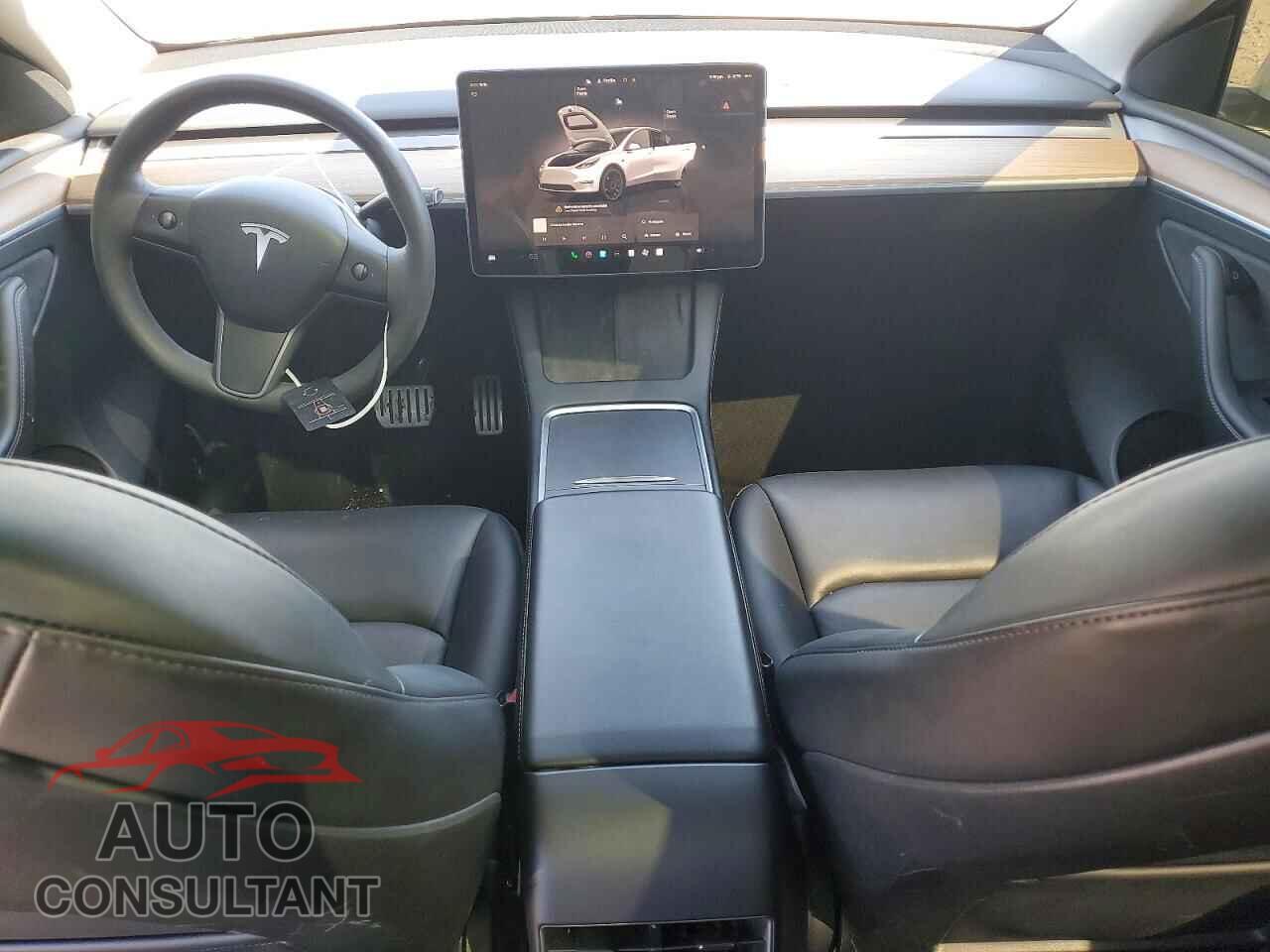 TESLA MODEL Y 2023 - 7SAYGDEF9PF810941