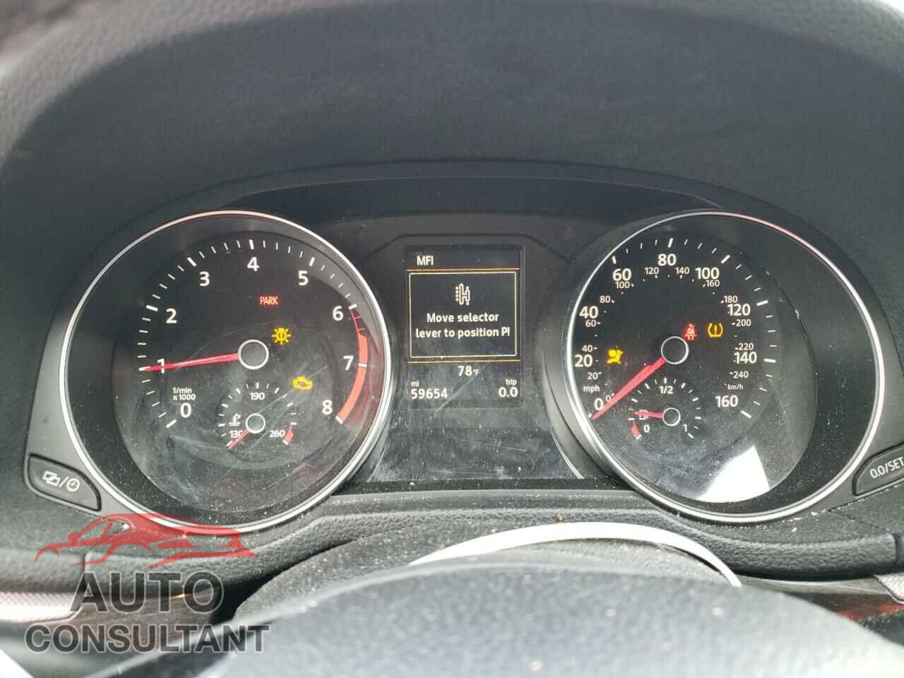 VOLKSWAGEN PASSAT 2017 - 1VWGT7A3XHC050452