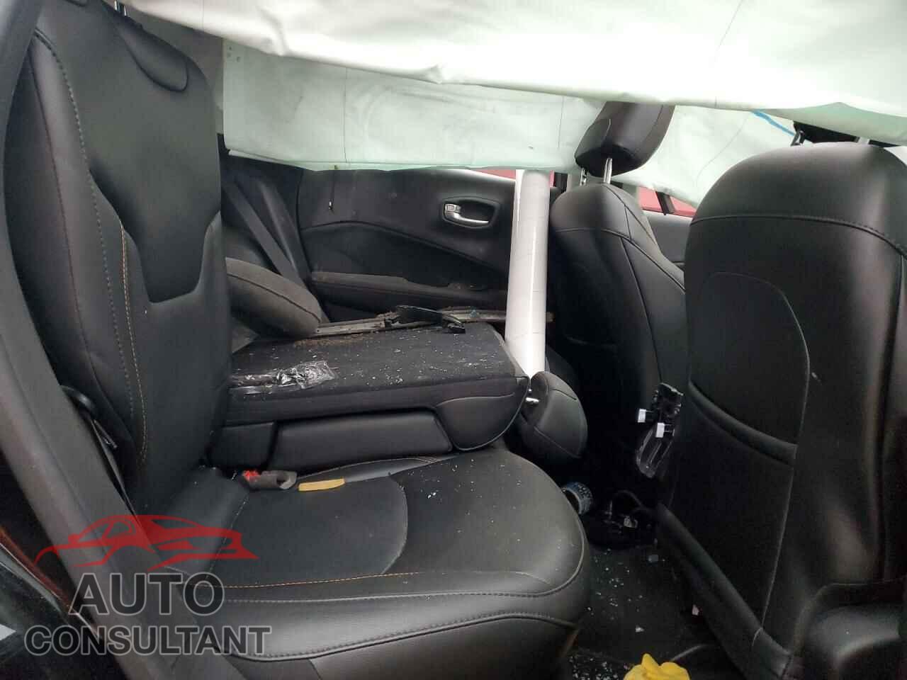 JEEP COMPASS 2019 - 3C4NJDCB8KT672479