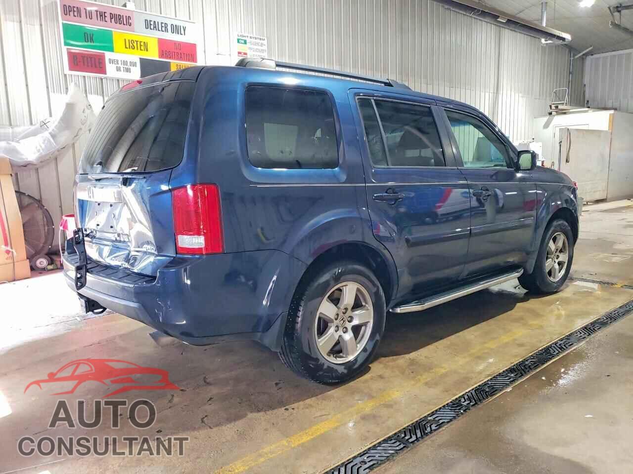 HONDA PILOT 2011 - 5FNYF4H59BB016856
