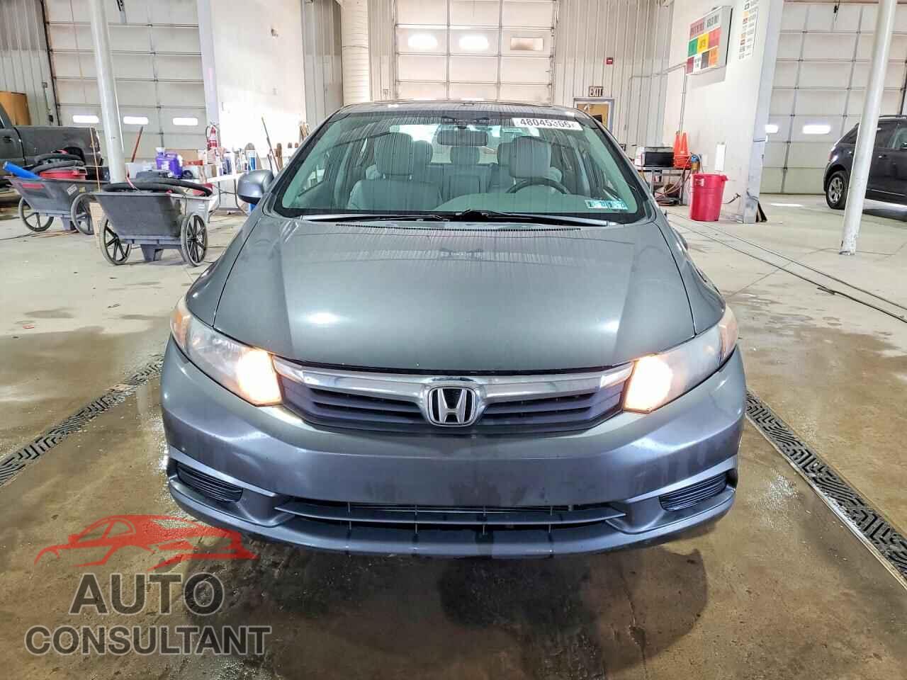 HONDA CIVIC 2012 - 2HGFB2F90CH529875