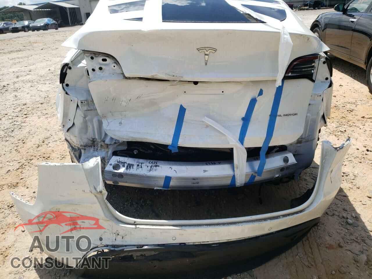TESLA MODEL Y 2020 - 5YJYGDEF9LF003018