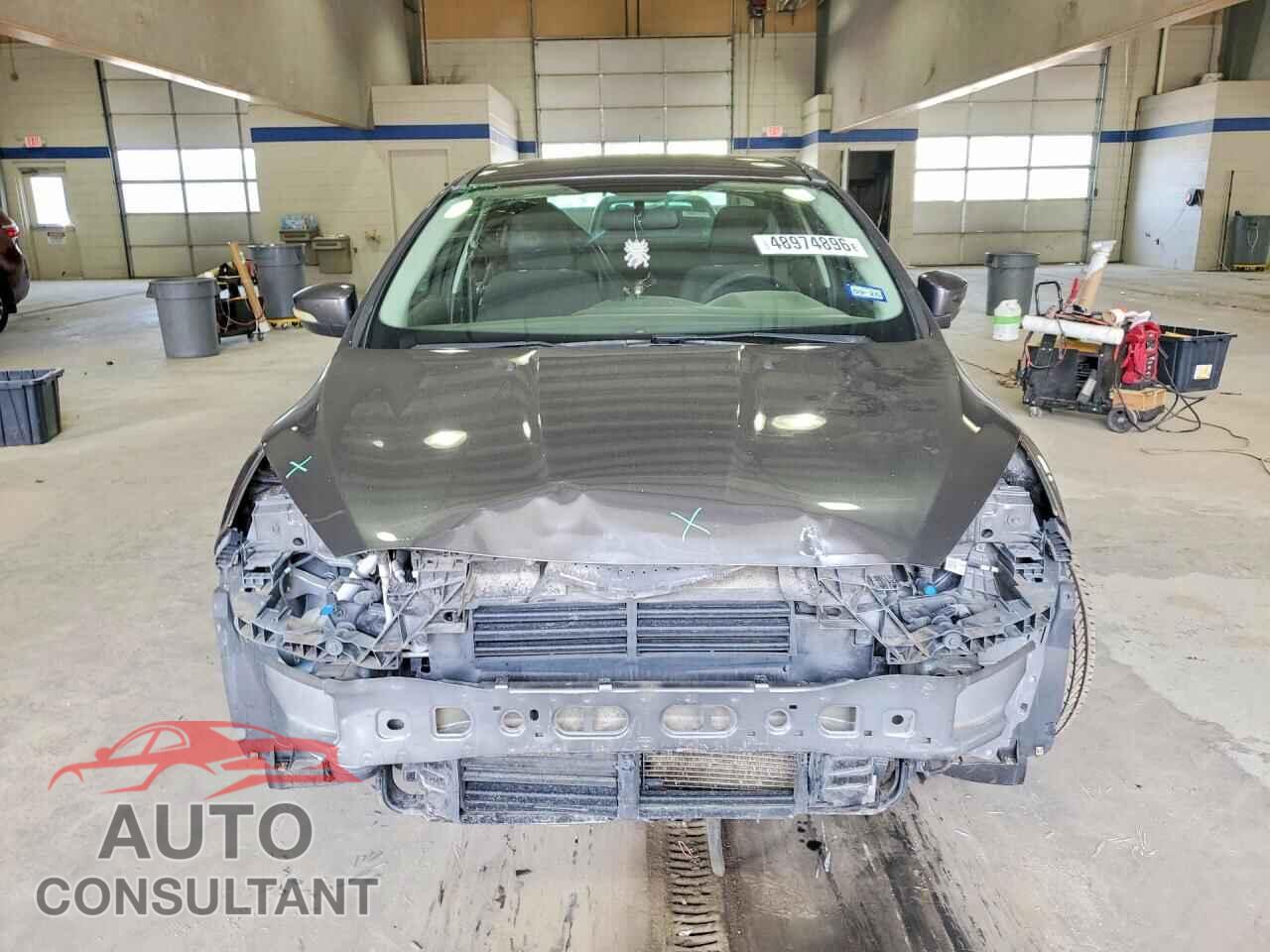FORD FOCUS 2017 - 1FADP3F28HL222616