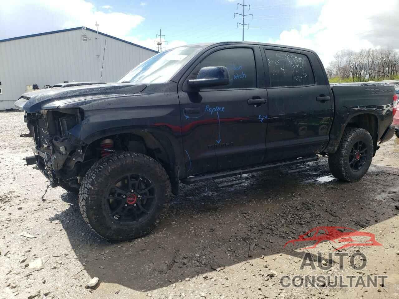 TOYOTA TUNDRA 2019 - 5TFDY5F13KX863473