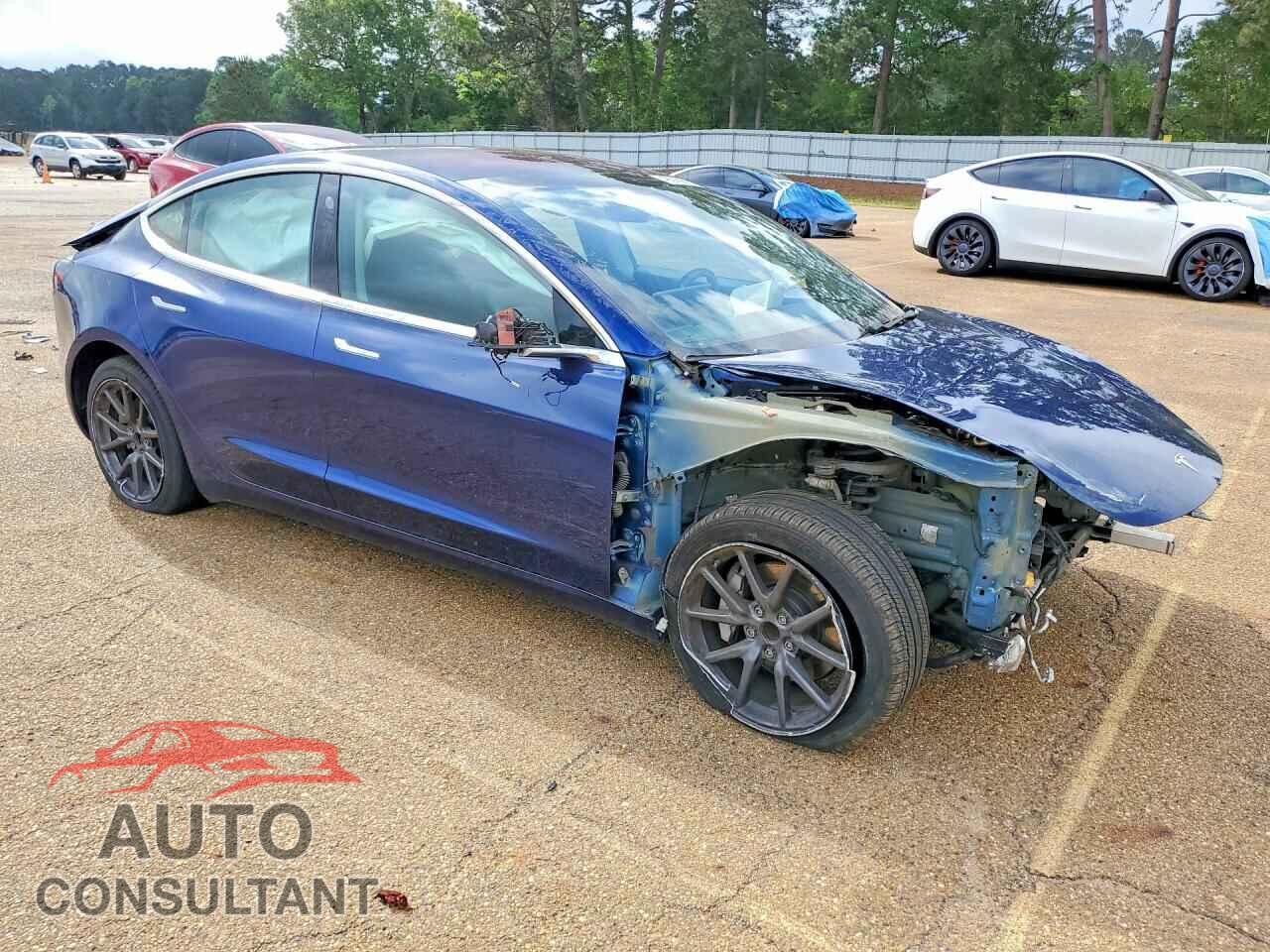 TESLA MODEL 3 2018 - 5YJ3E1EA7JF010565