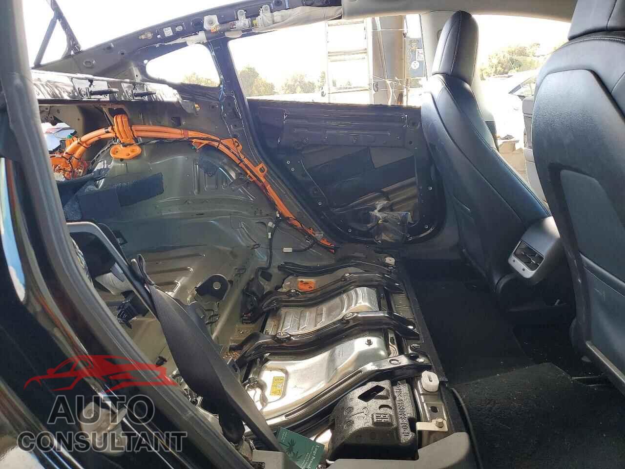TESLA MODEL 3 2018 - 5YJ3E1EB7JF086800