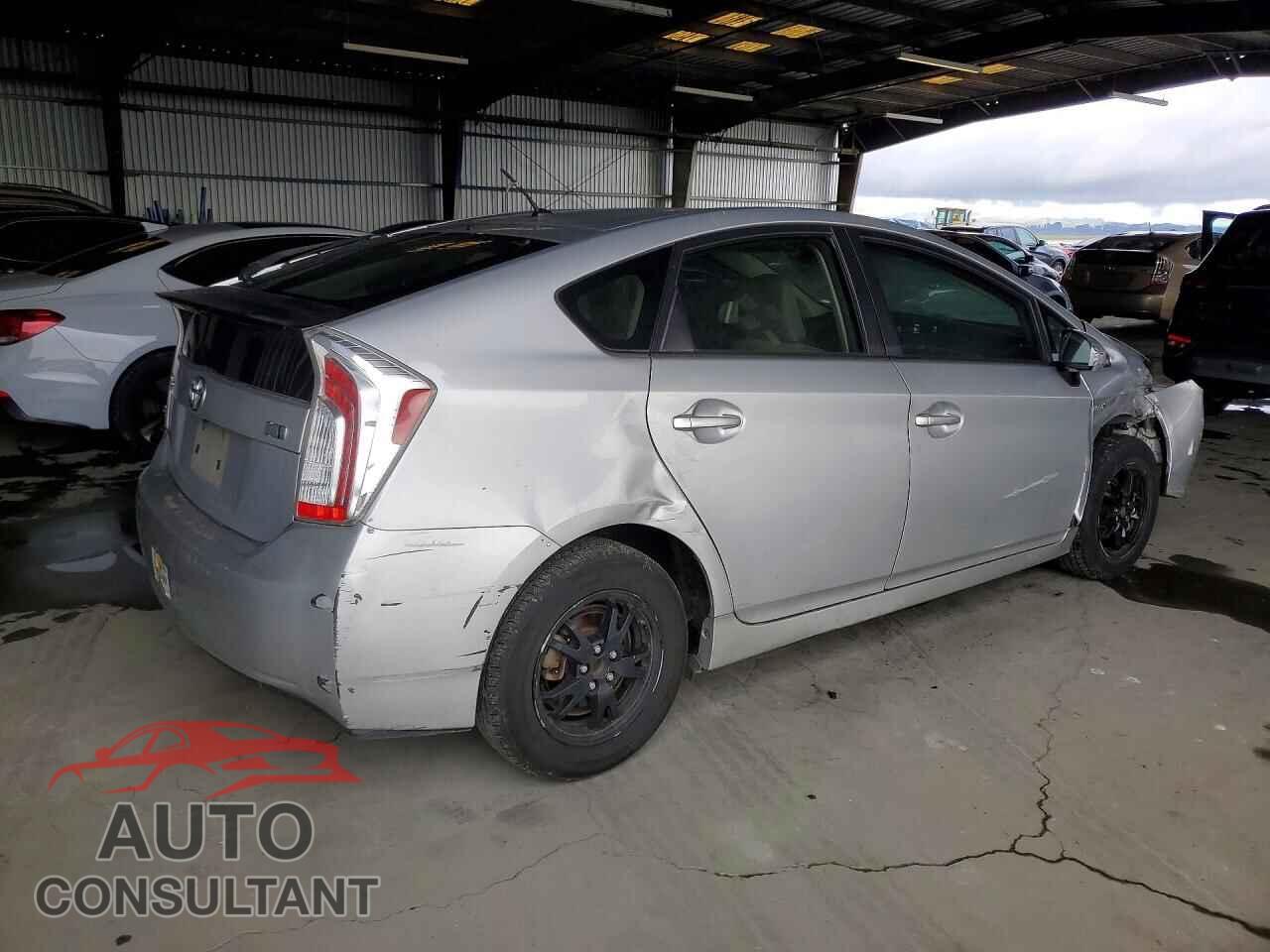 TOYOTA PRIUS 2015 - JTDKN3DU0F0448417
