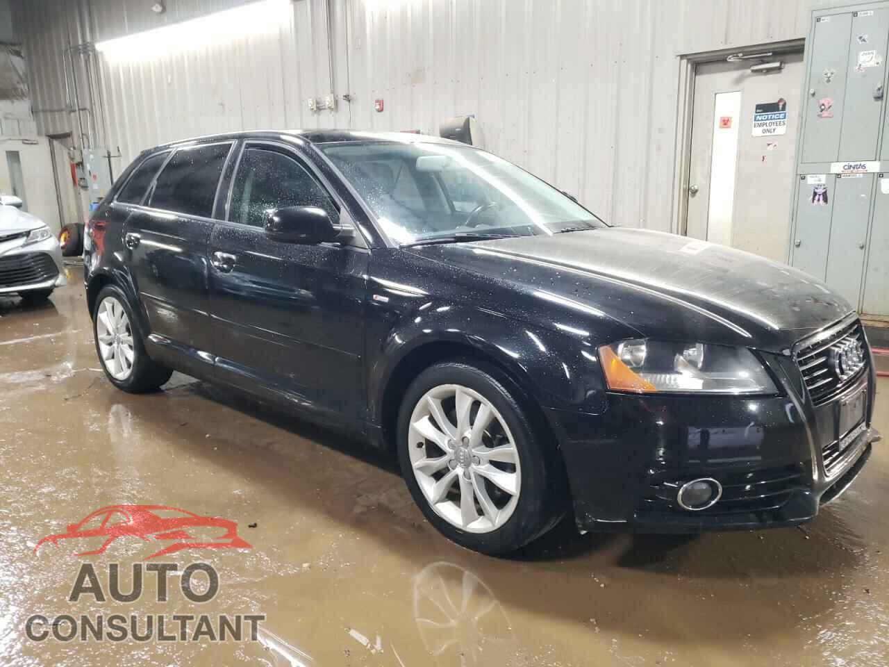 AUDI A3 2012 - WAUBEAFM5CA051838