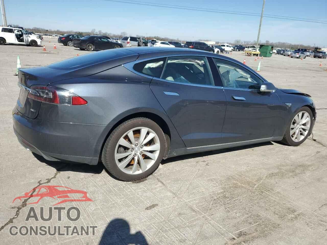 TESLA MODEL S 2015 - 5YJSA1E29FF119035