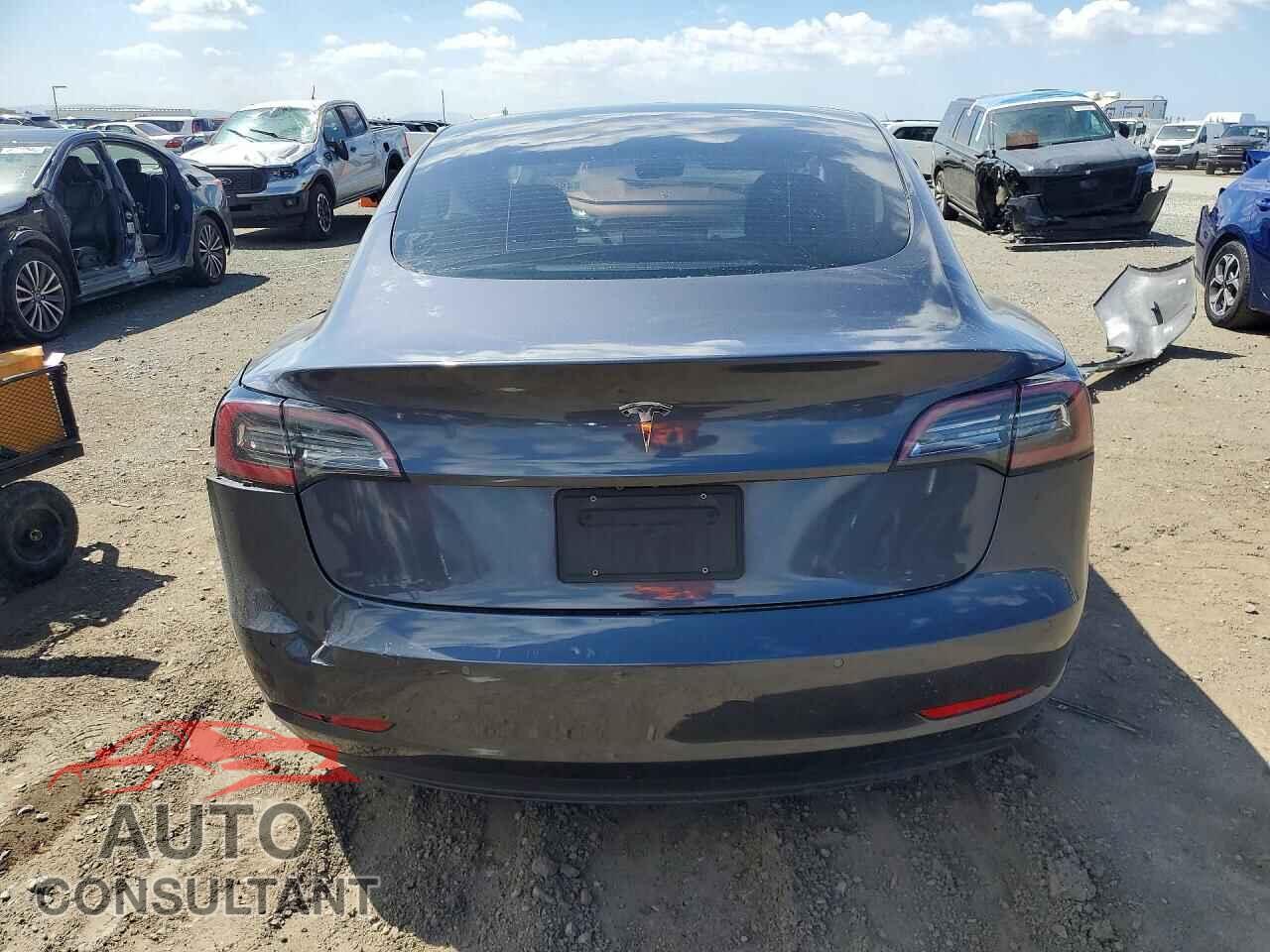 TESLA MODEL 3 2021 - 5YJ3E1EA4MF867513