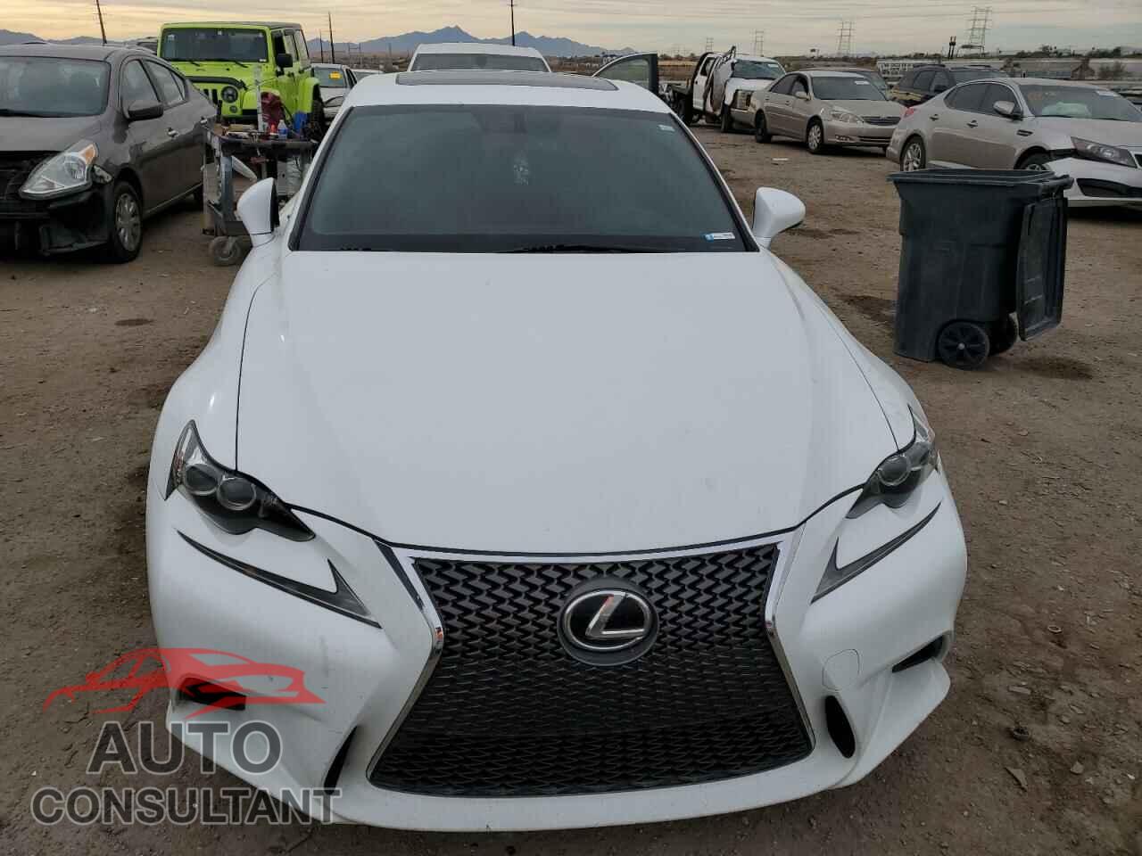 LEXUS IS 2015 - JTHBF1D21F5056421