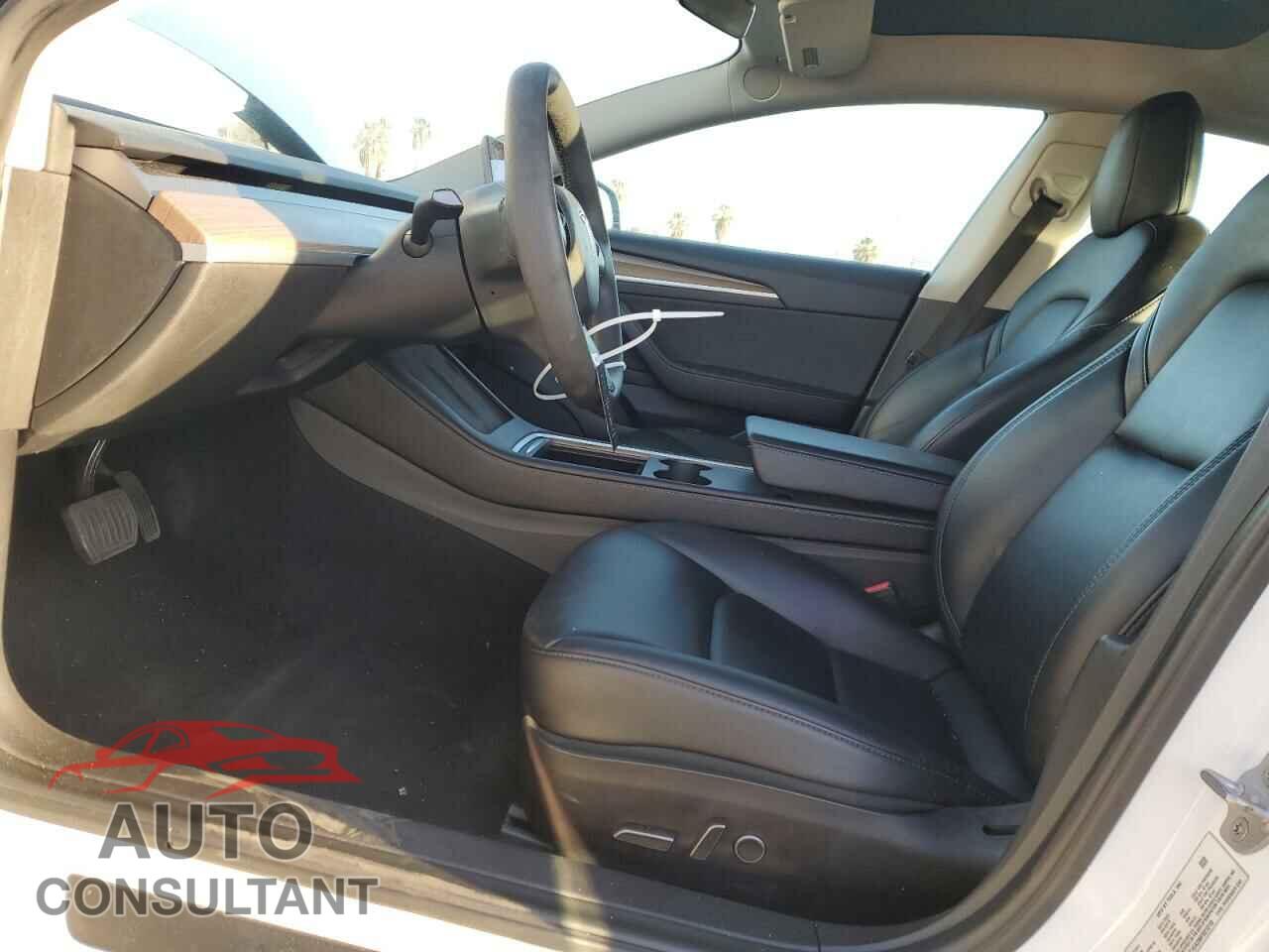 TESLA MODEL 3 2021 - 5YJ3E1EA2MF021218