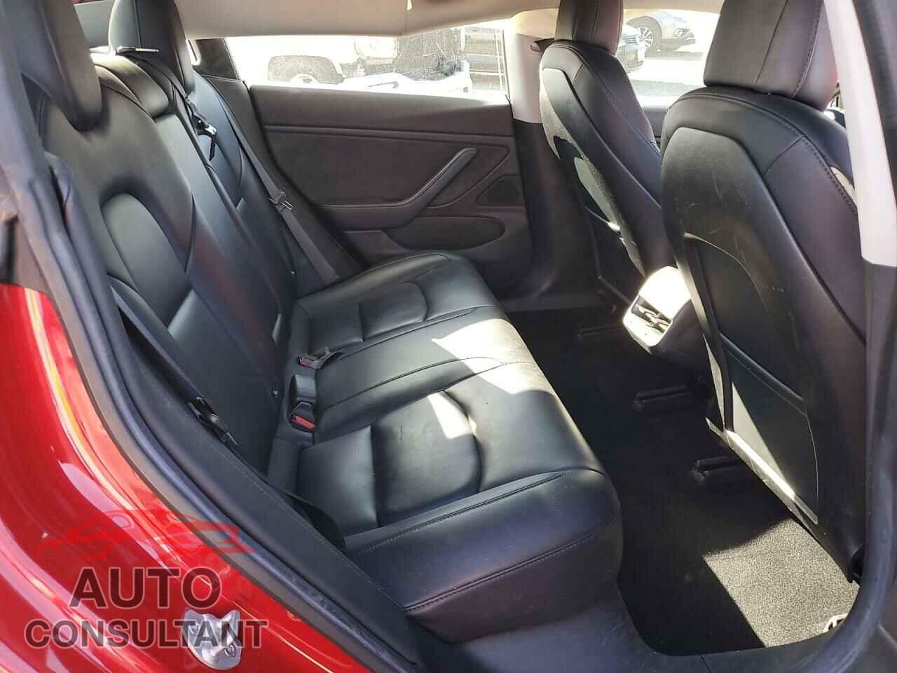 TESLA MODEL 3 2018 - 5YJ3E1EA9JF037704