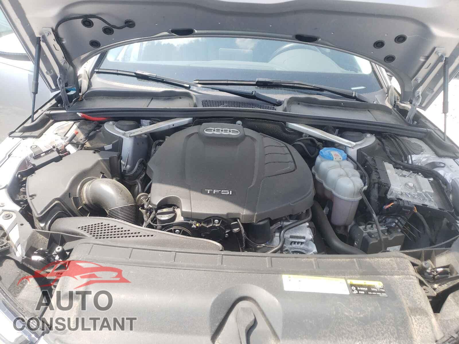 AUDI A4 2018 - WAUDNAF44JA106947