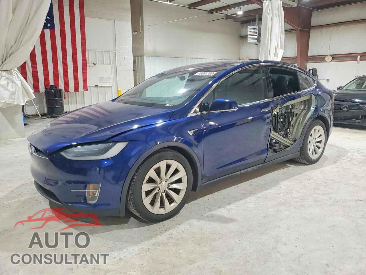 TESLA MODEL X 2018 - 5YJXCBE23JF102438