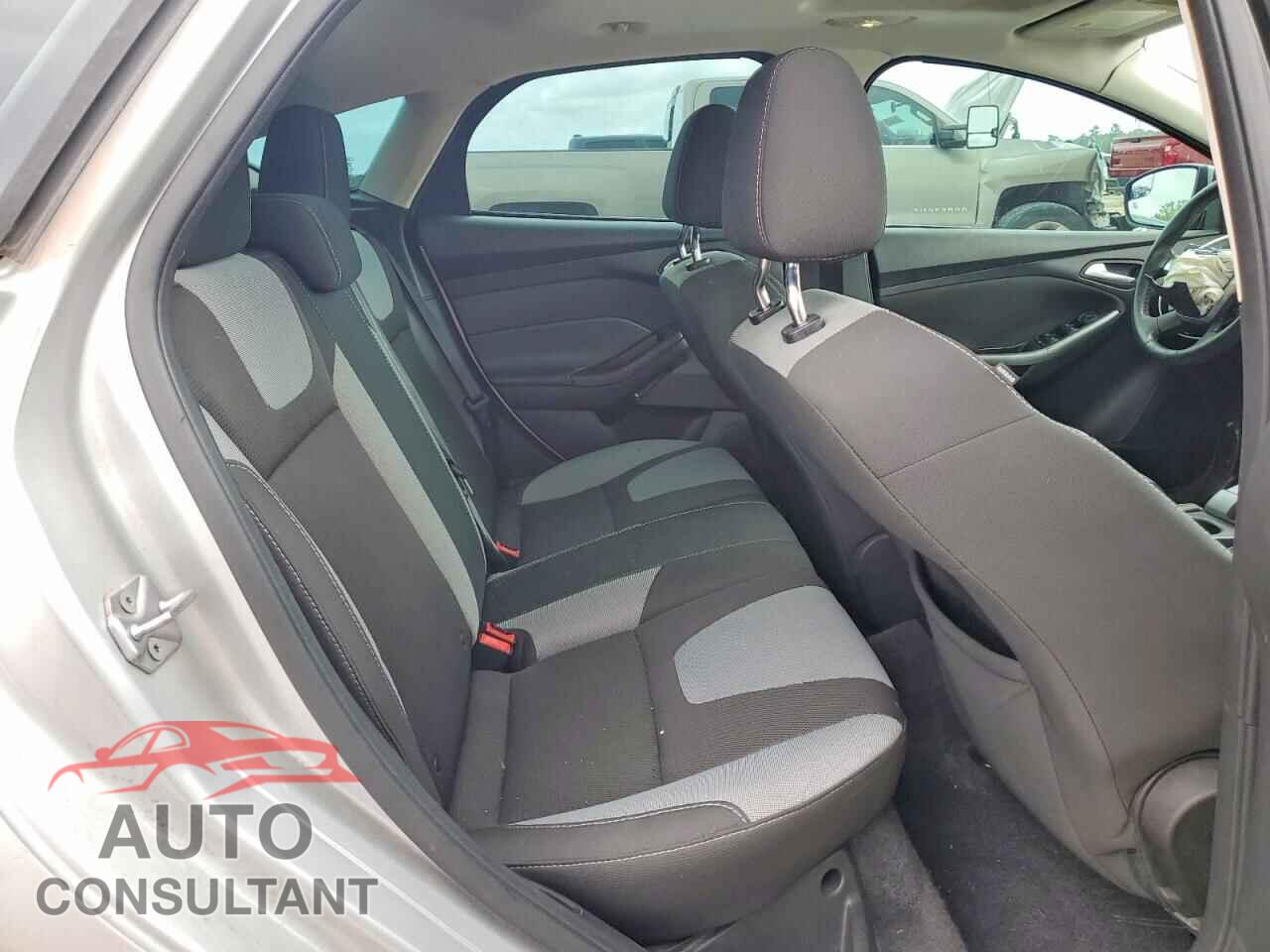 FORD FOCUS 2012 - 1FAHP3K26CL253783
