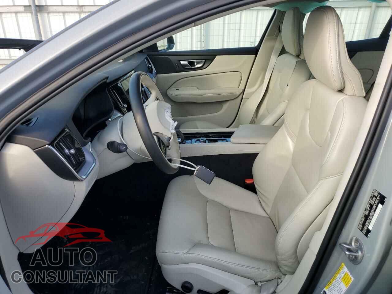 VOLVO S60 CORE 2024 - 7JRL12TK6RG281147
