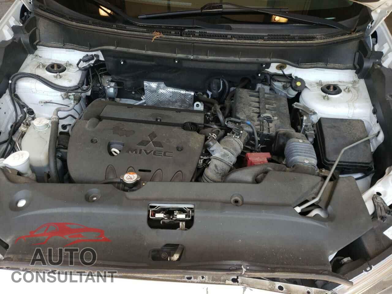 MITSUBISHI OUTLANDER 2015 - 4A4AP3AU2FE055752