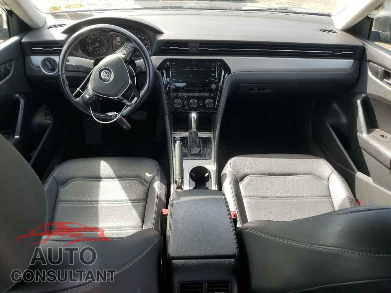 VOLKSWAGEN PASSAT 2020 - 1VWSA7A37LC007700