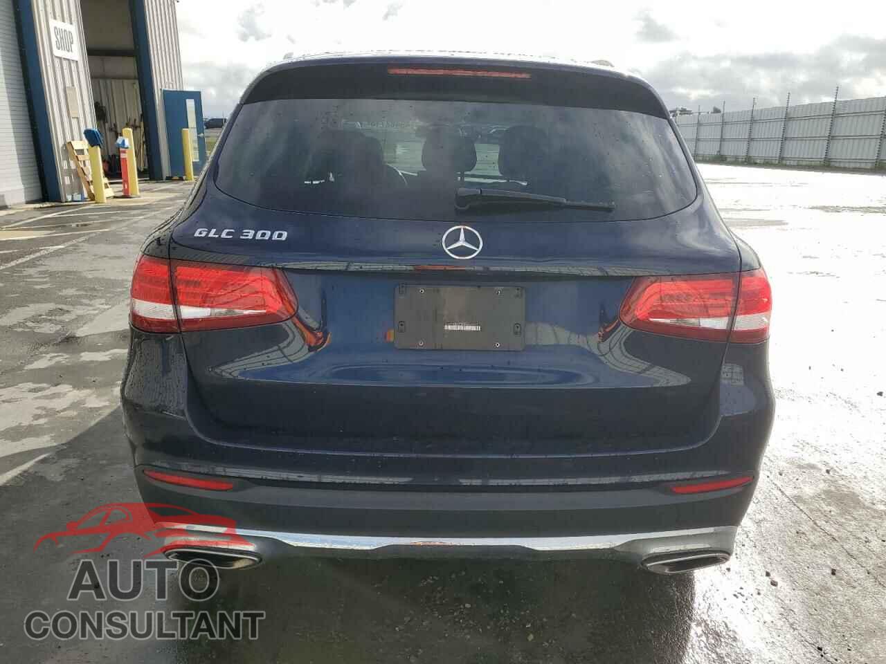 MERCEDES-BENZ GLC-CLASS 2016 - WDC0G4JB6GF015963