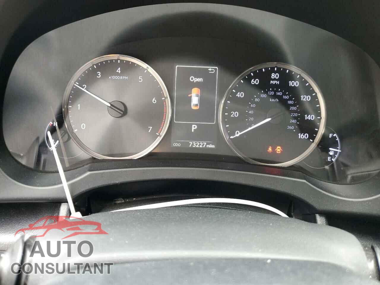 LEXUS IS 2017 - JTHBA1D22H5042268