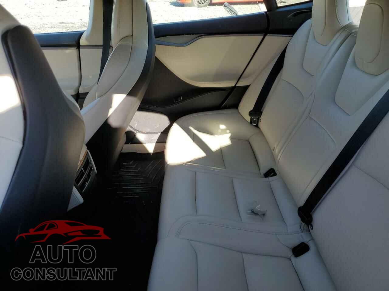 TESLA MODEL S 2018 - 5YJSA1E28JF292246