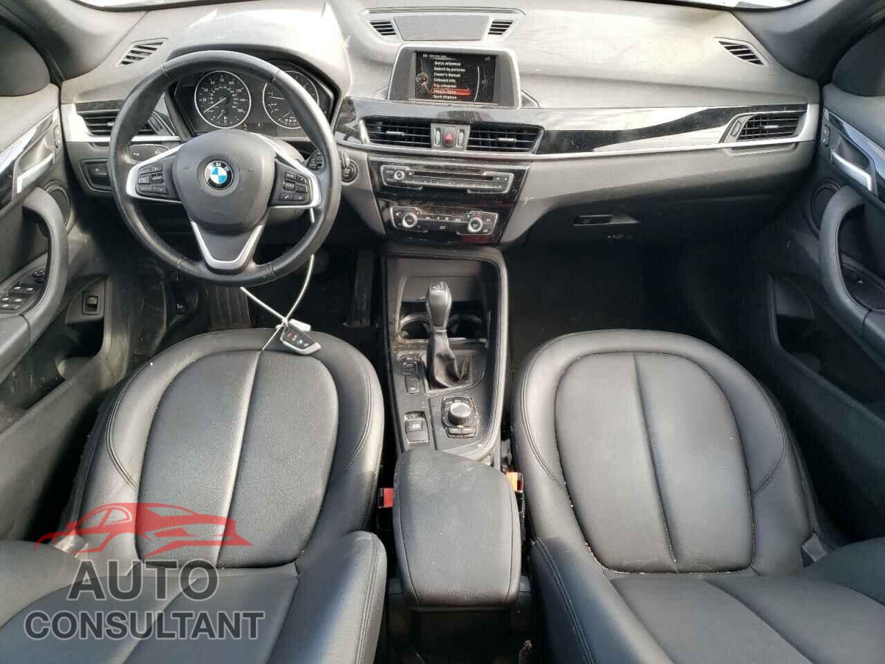BMW X1 2017 - WBXHT3C32H5F76601