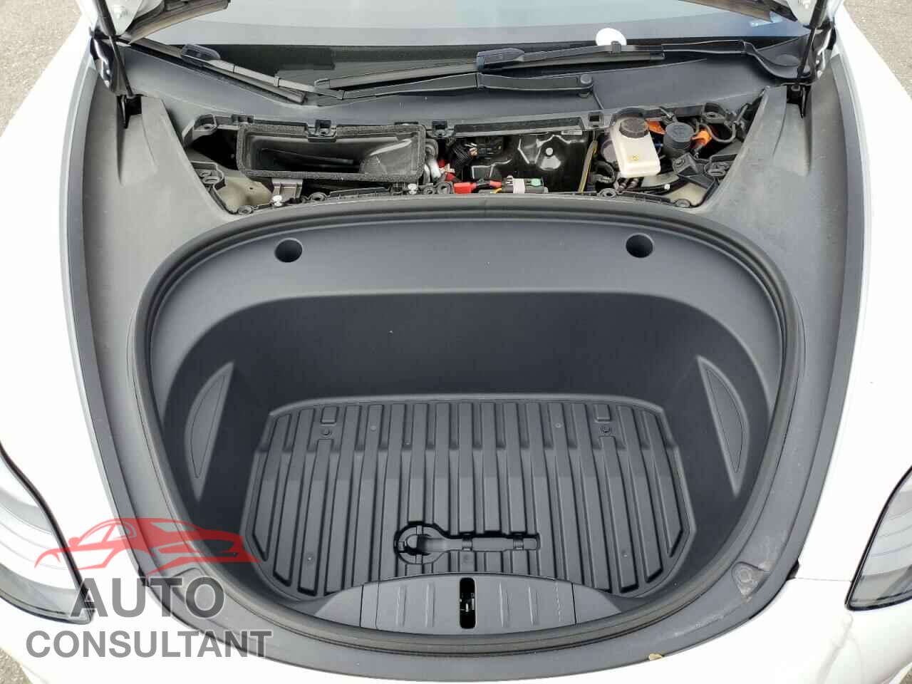 TESLA MODEL 3 2023 - 5YJ3E1EC0PF503143