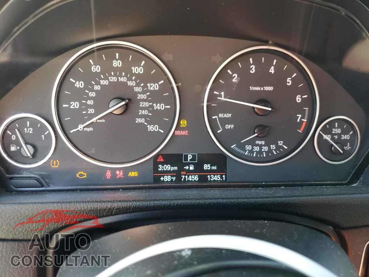 BMW 3 SERIES 2016 - WBA8E1G57GNT33530