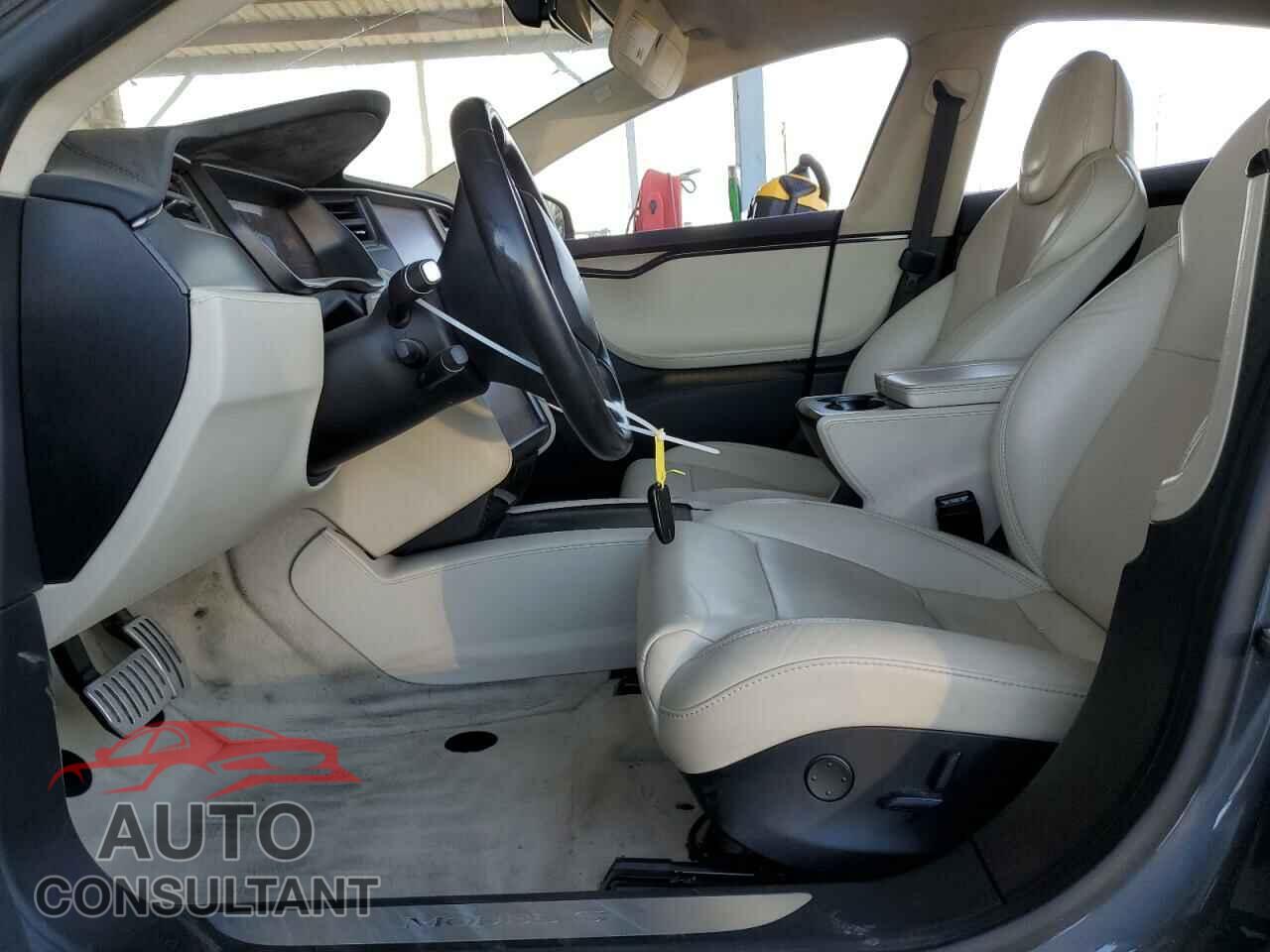 TESLA MODEL S 2018 - 5YJSA1E48JF254615
