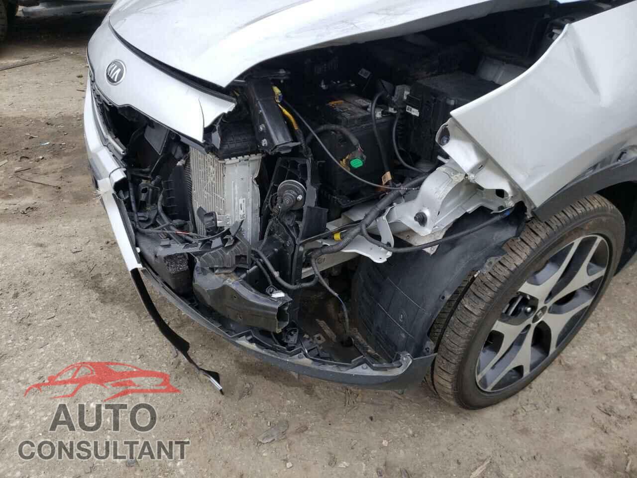 KIA SPORTAGE 2018 - KNDPRCA69J7450232