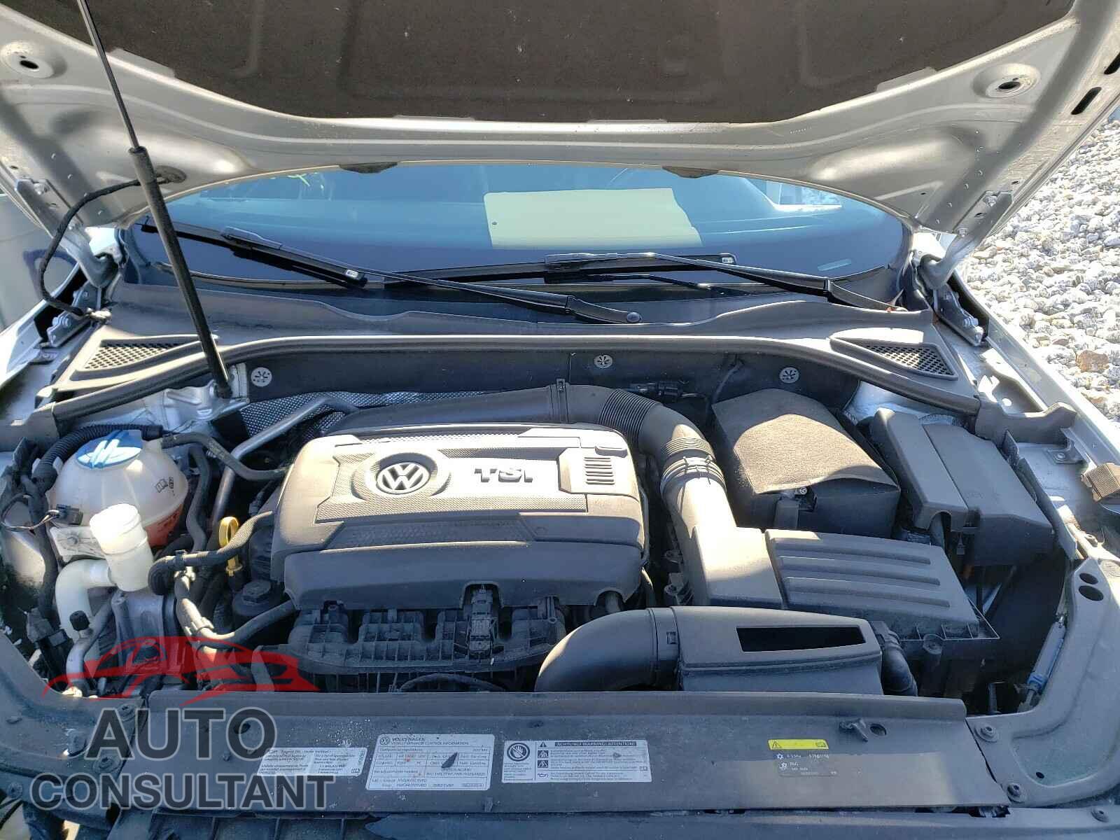VOLKSWAGEN PASSAT 2017 - 1VWBT7A3XHC049960