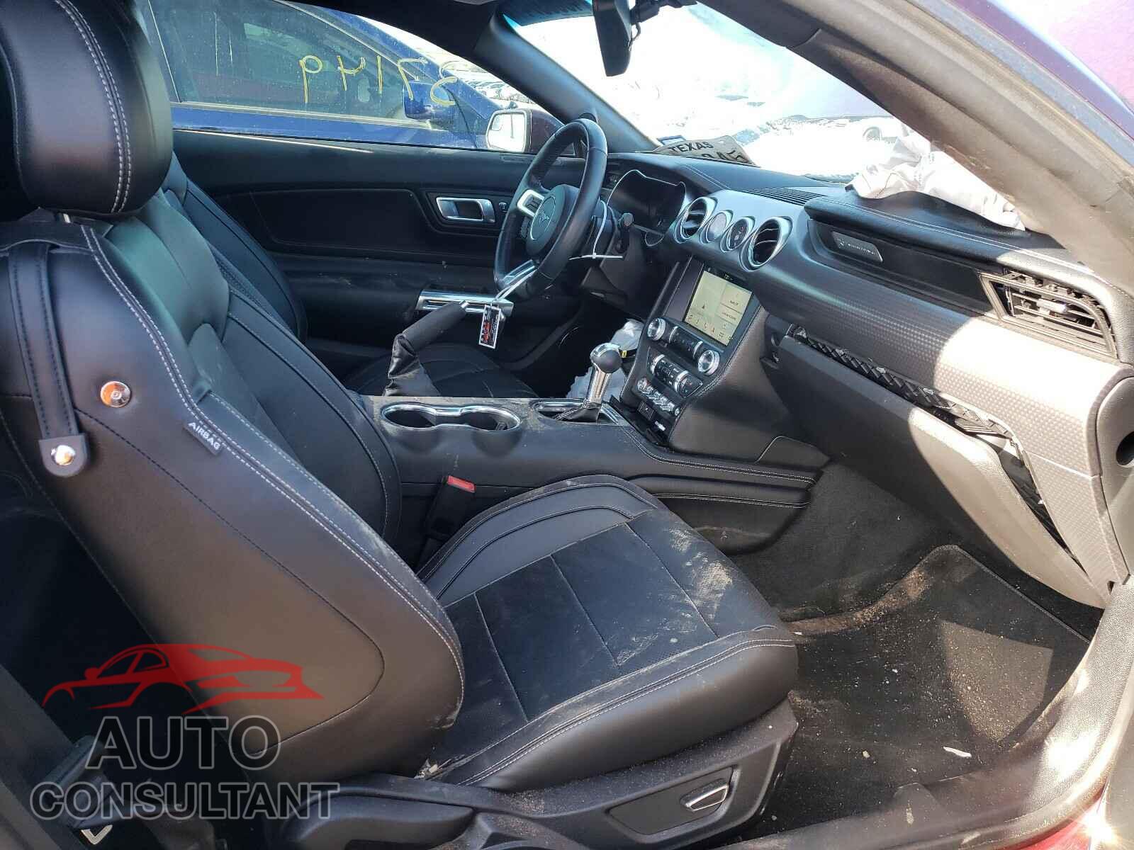 FORD MUSTANG 2018 - 1FA6P8TH8J5106972