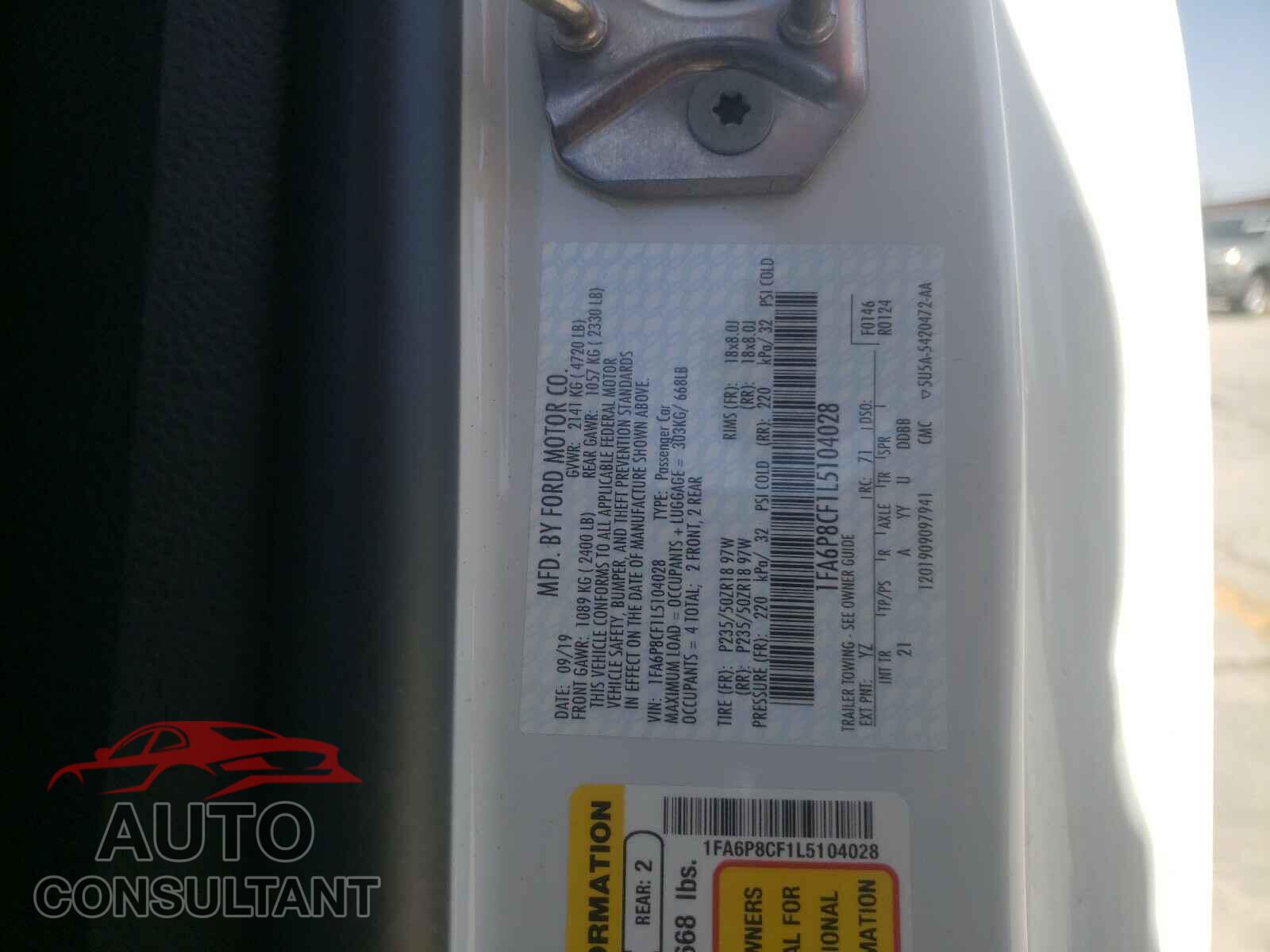 FORD MUSTANG 2020 - 1FA6P8CF1L5104028
