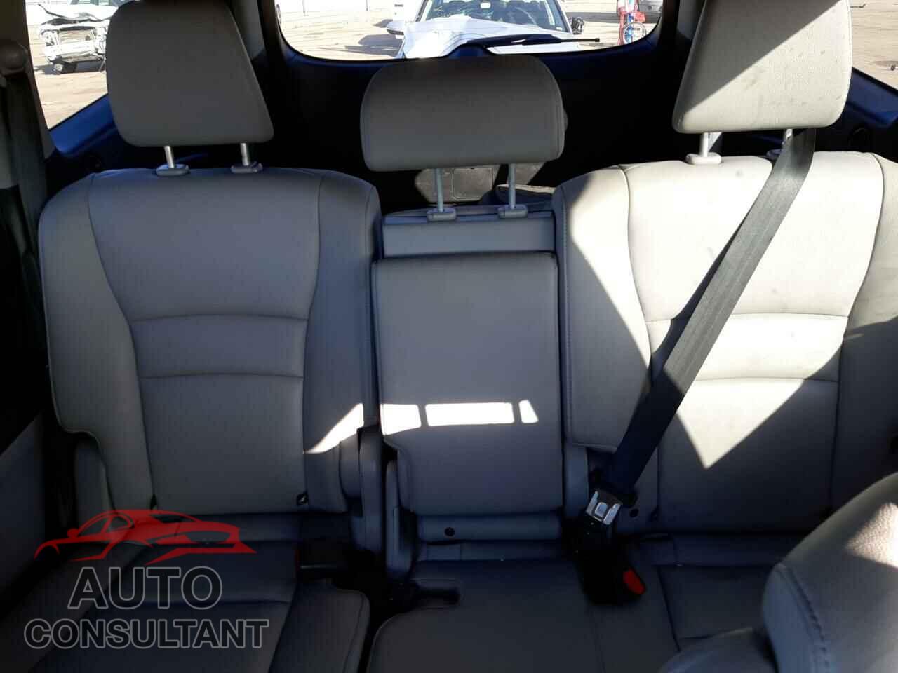 HONDA PILOT 2019 - 5FNYF6H59KB007909