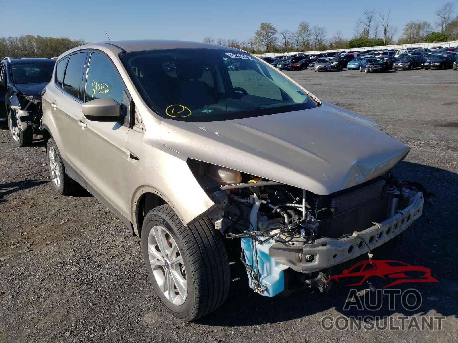 FORD ESCAPE 2017 - 1FMCU9GD1HUC17992