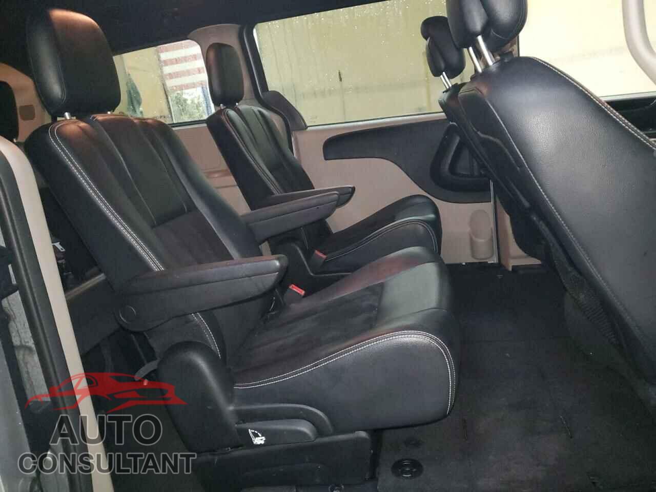 DODGE CARAVAN 2018 - 2C4RDGCG3JR300944