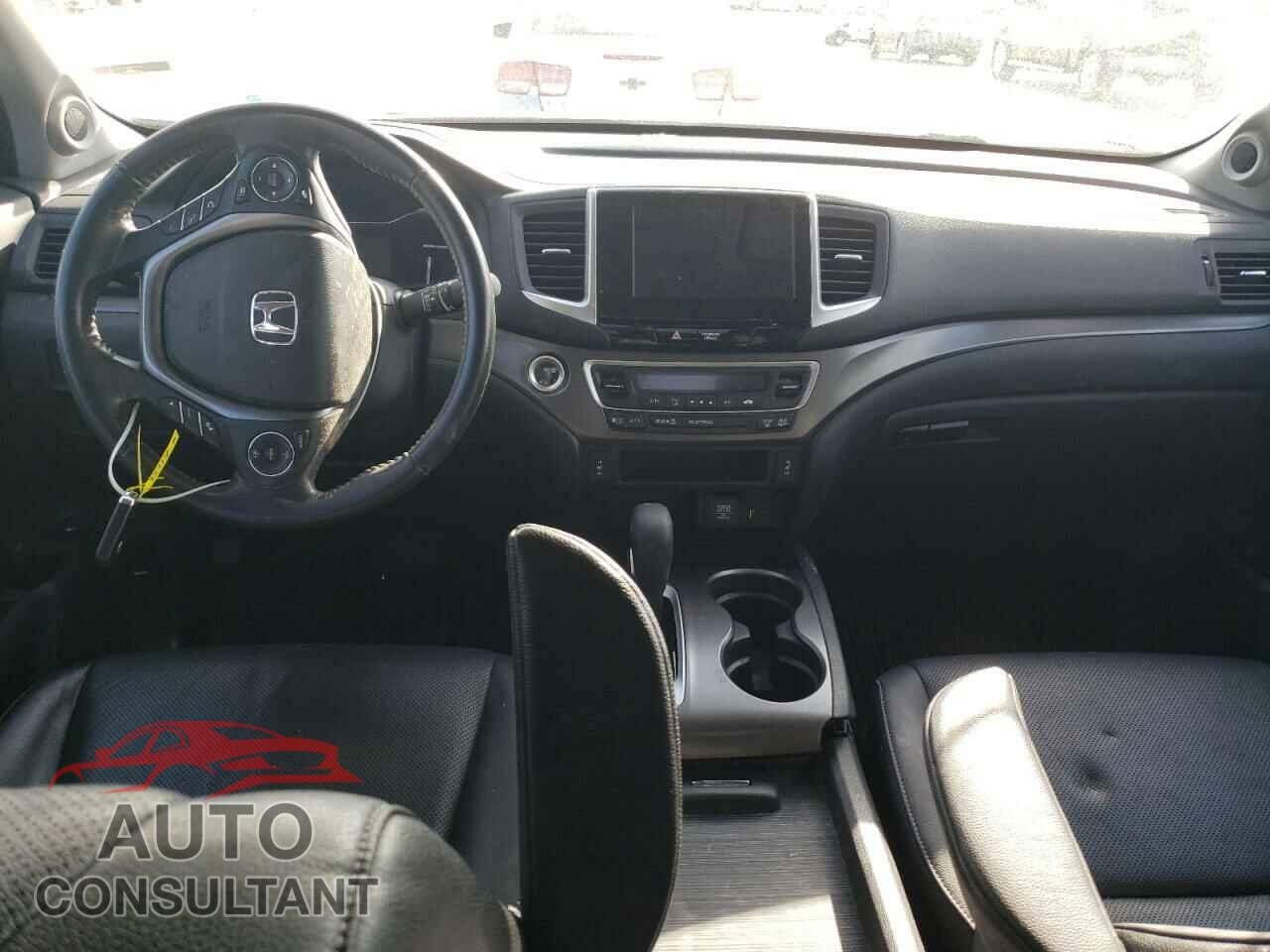 HONDA RIDGELINE 2017 - 5FPYK3F67HB035665
